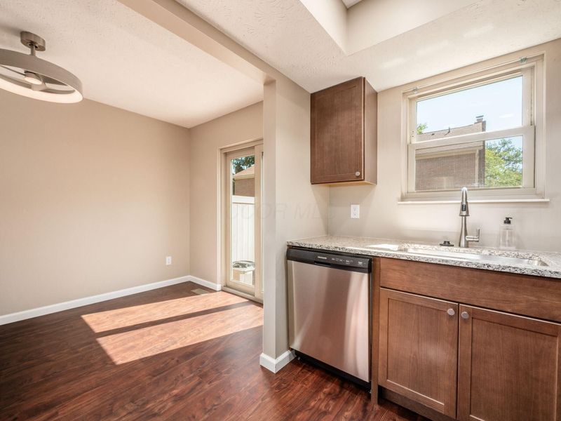 7950 Trellage Court, Unit 7, Powell, OH 43065 Photo 13
