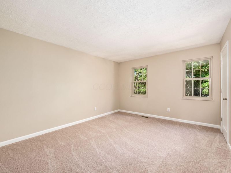 7950 Trellage Court, Unit 7, Powell, OH 43065 Photo 20