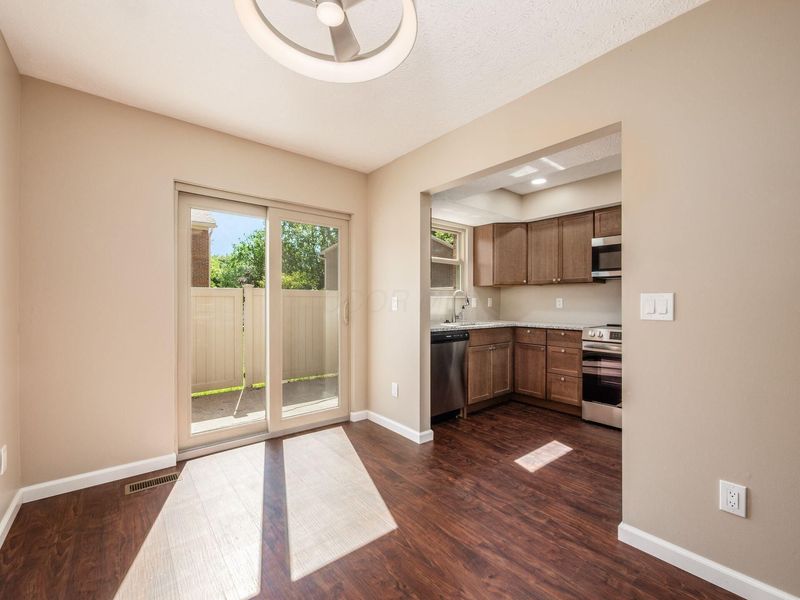 7950 Trellage Court, Unit 7, Powell, OH 43065 Photo 7