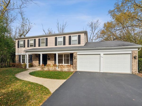 1305 Warwick Court , Deerfield, IL 60015