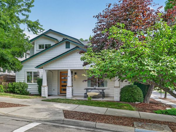 953 Spring Way, Ashland, OR 97520