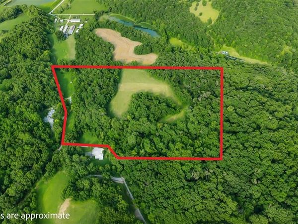 575 Schleeper Hollow Road, Hardin, IL 62047