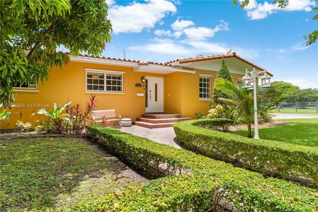 1380 Miami Springs Ave , Miami Springs, FL 33166 Photo