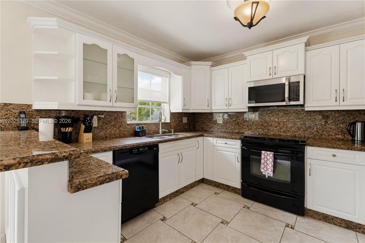 1380 Miami Springs Ave , Miami Springs, FL 33166 Photo
