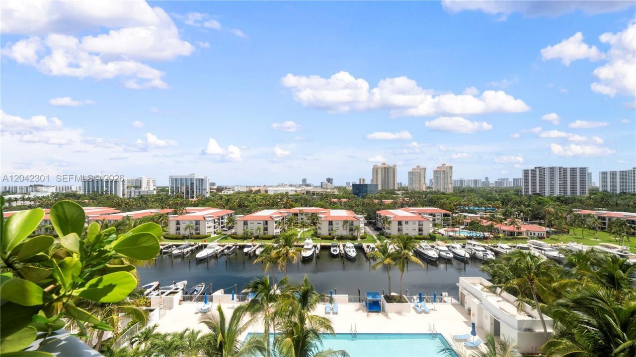 3029 NE 188th St , Unit 822, Aventura, FL 33180 Photo