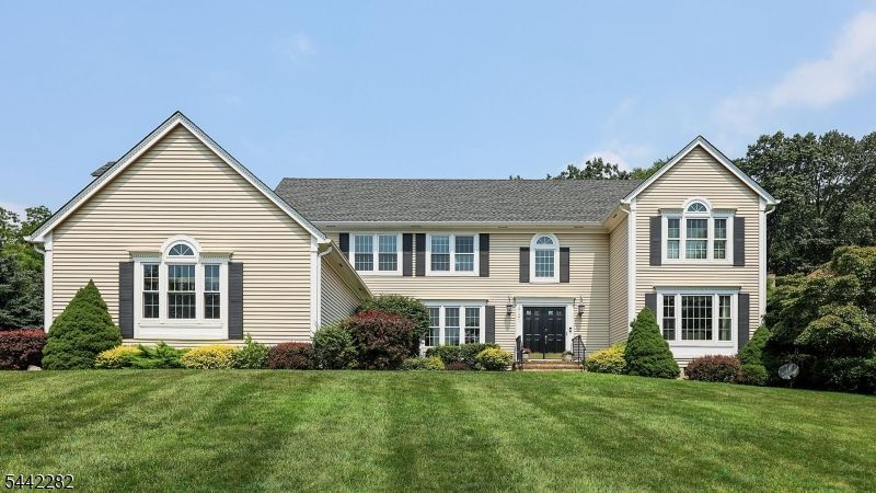 2101 Arbor Way, Bridgewater, NJ 08836 Main Photo