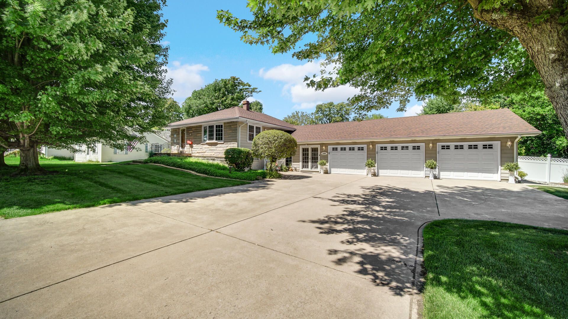2266 Parke Street, Lake Station, IN 46405 Main Photo