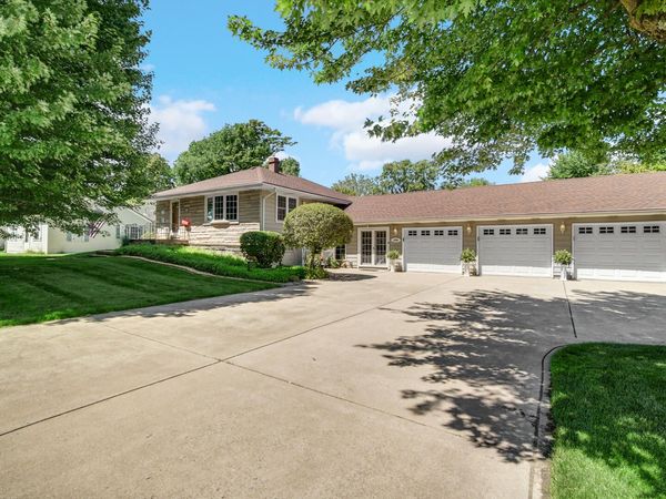 2266 Parke Street, Lake Station, IN 46405