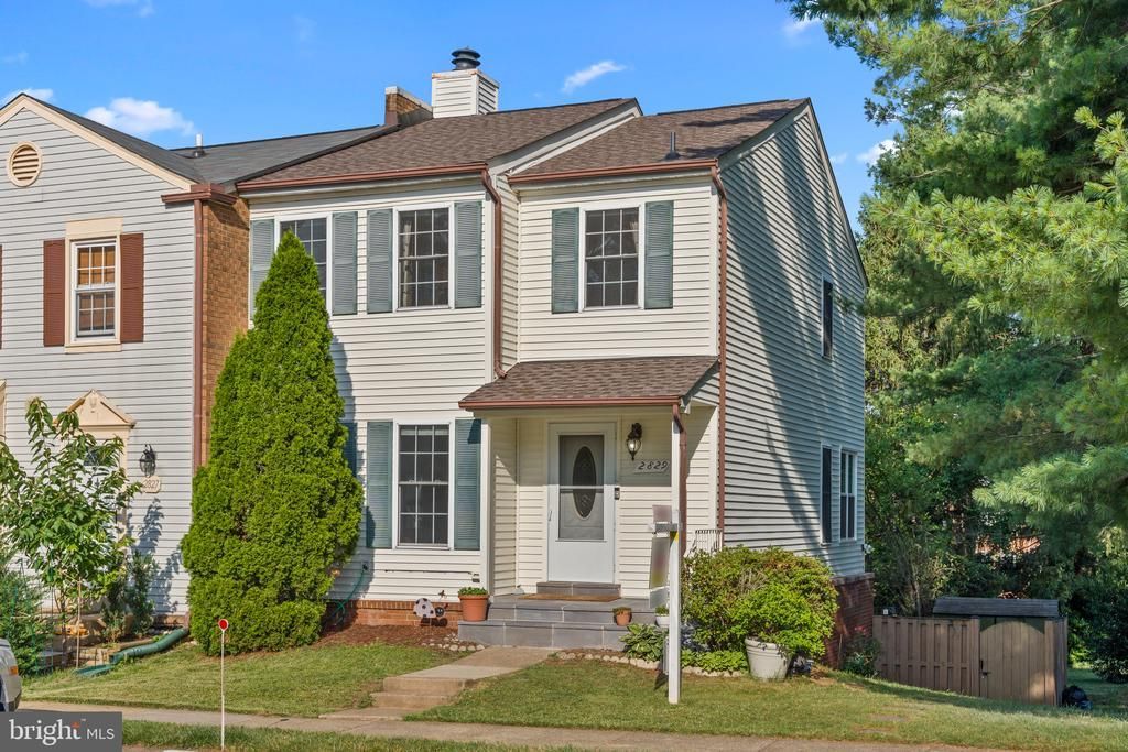 2829 Grovemore Lane, Vienna, VA 22180 Main Photo