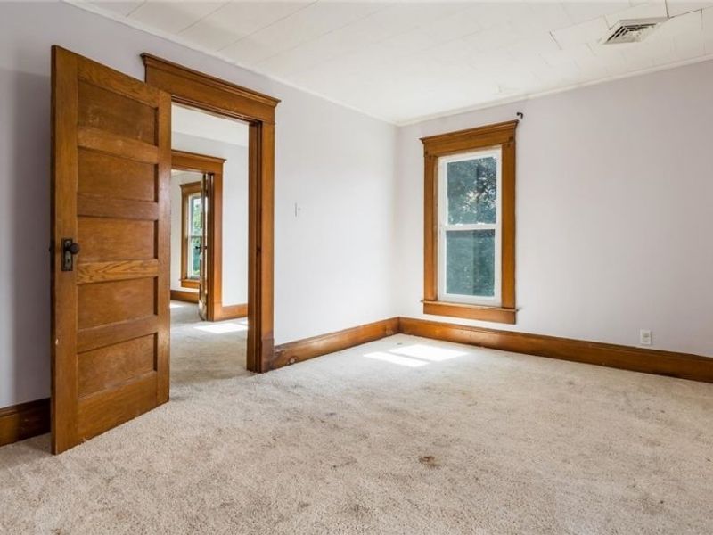 221 N 9th Street, Cambridge, OH 43725 Photo 23