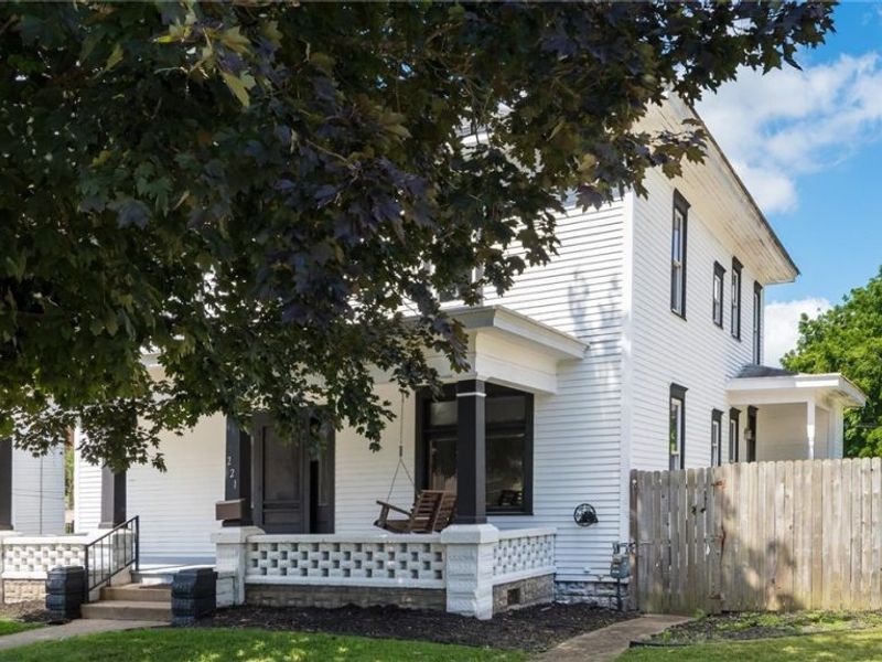 221 N 9th Street, Cambridge, OH 43725 Photo 3