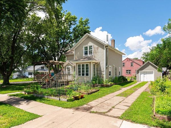 404 E Gillette STREET, Viroqua, WI 54665