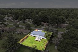 110 Van Buren Avenue photo 4