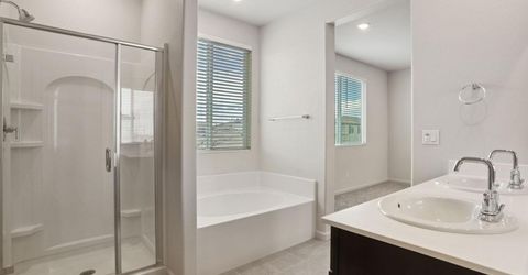 1863 Lateral Ave, Manteca, CA 95337 Photo