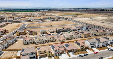 1863 Lateral Ave, Manteca, CA 95337 Photo