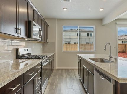 1863 Lateral Ave, Manteca, CA 95337 Photo