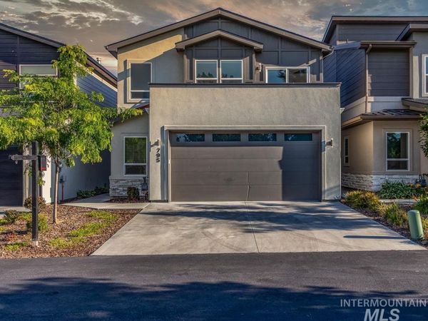 795 E Bissett St, Meridian, ID 83642