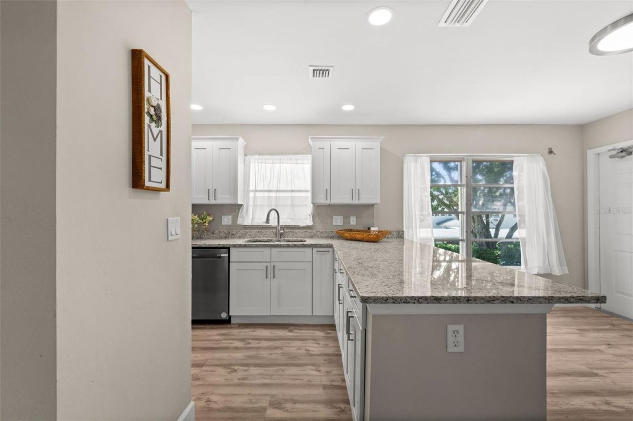1345 SE 40th Terrace , Unit 2E, Cape Coral, FL 33904 Photo