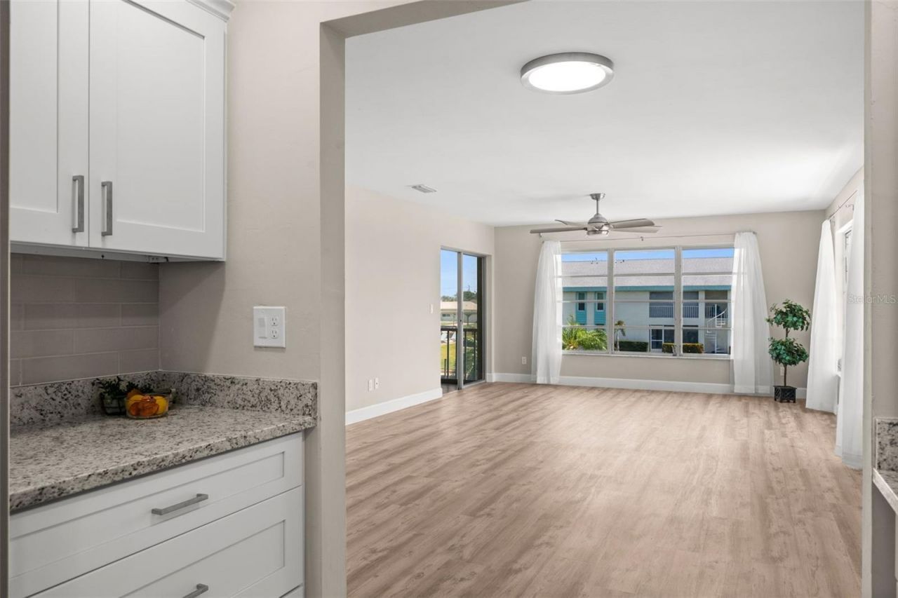 1345 SE 40th Terrace , Unit 2E, Cape Coral, FL 33904 Photo