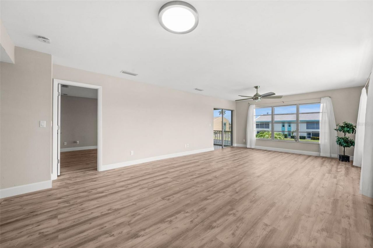 1345 SE 40th Terrace , Unit 2E, Cape Coral, FL 33904 Photo