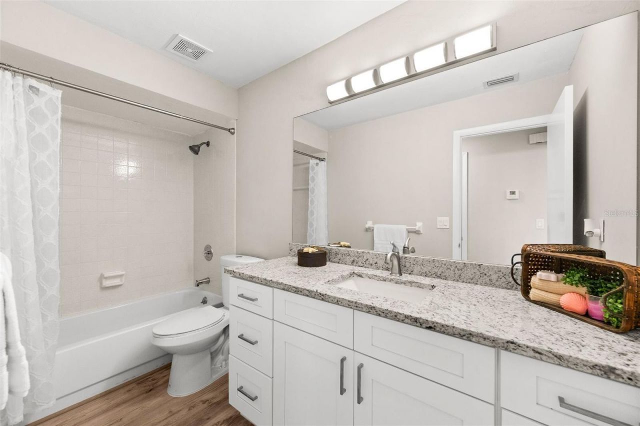 1345 SE 40th Terrace , Unit 2E, Cape Coral, FL 33904 Photo