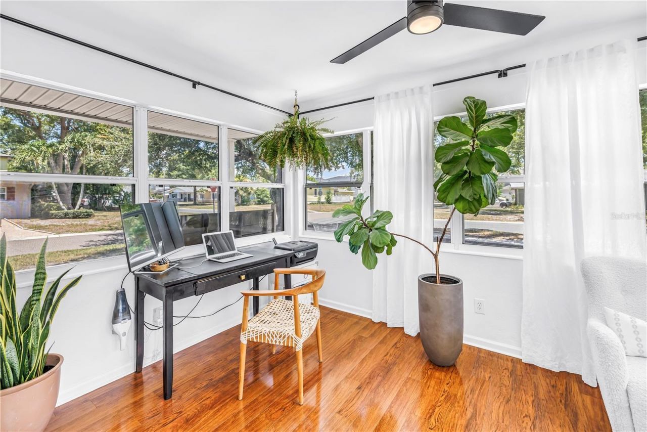 798 45th Avenue N, Saint Petersburg, FL 33703 Photo