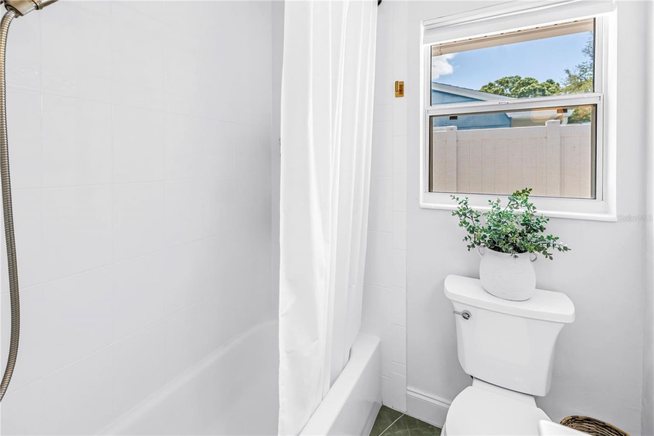 798 45th Avenue N, Saint Petersburg, FL 33703 Photo