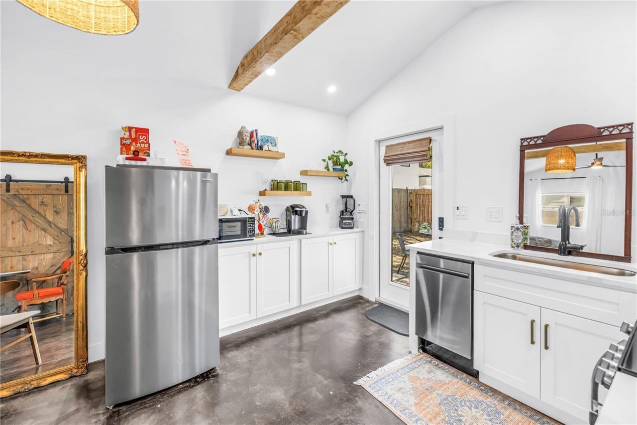 798 45th Avenue N, Saint Petersburg, FL 33703 Photo