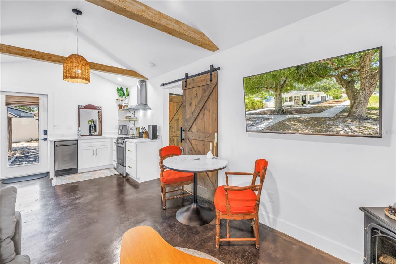 798 45th Avenue N, Saint Petersburg, FL 33703 Photo
