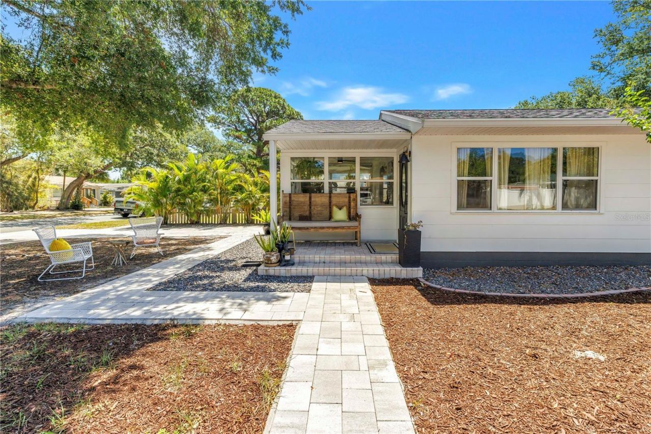 798 45th Avenue N, Saint Petersburg, FL 33703 Photo