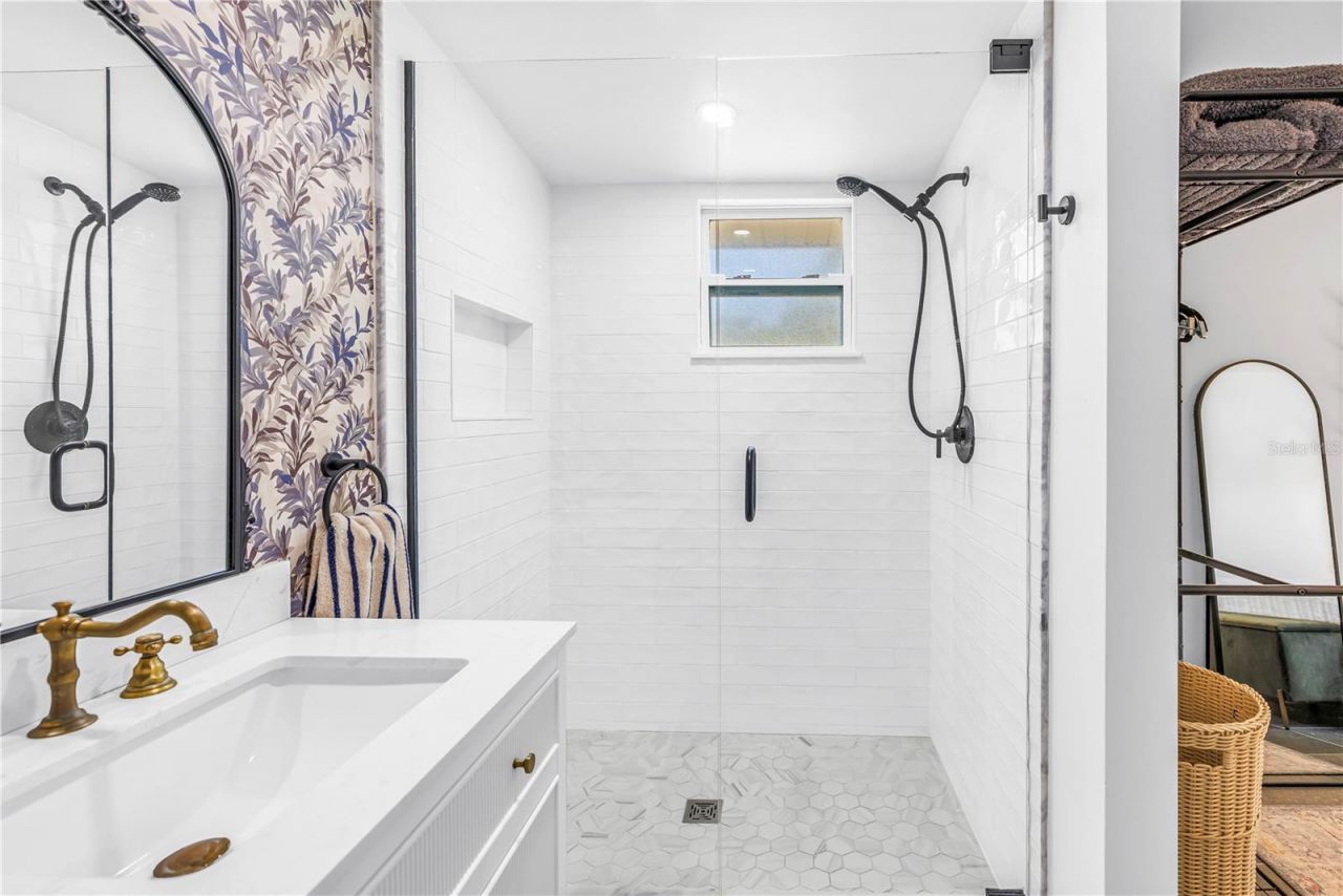 798 45th Avenue N, Saint Petersburg, FL 33703 Photo