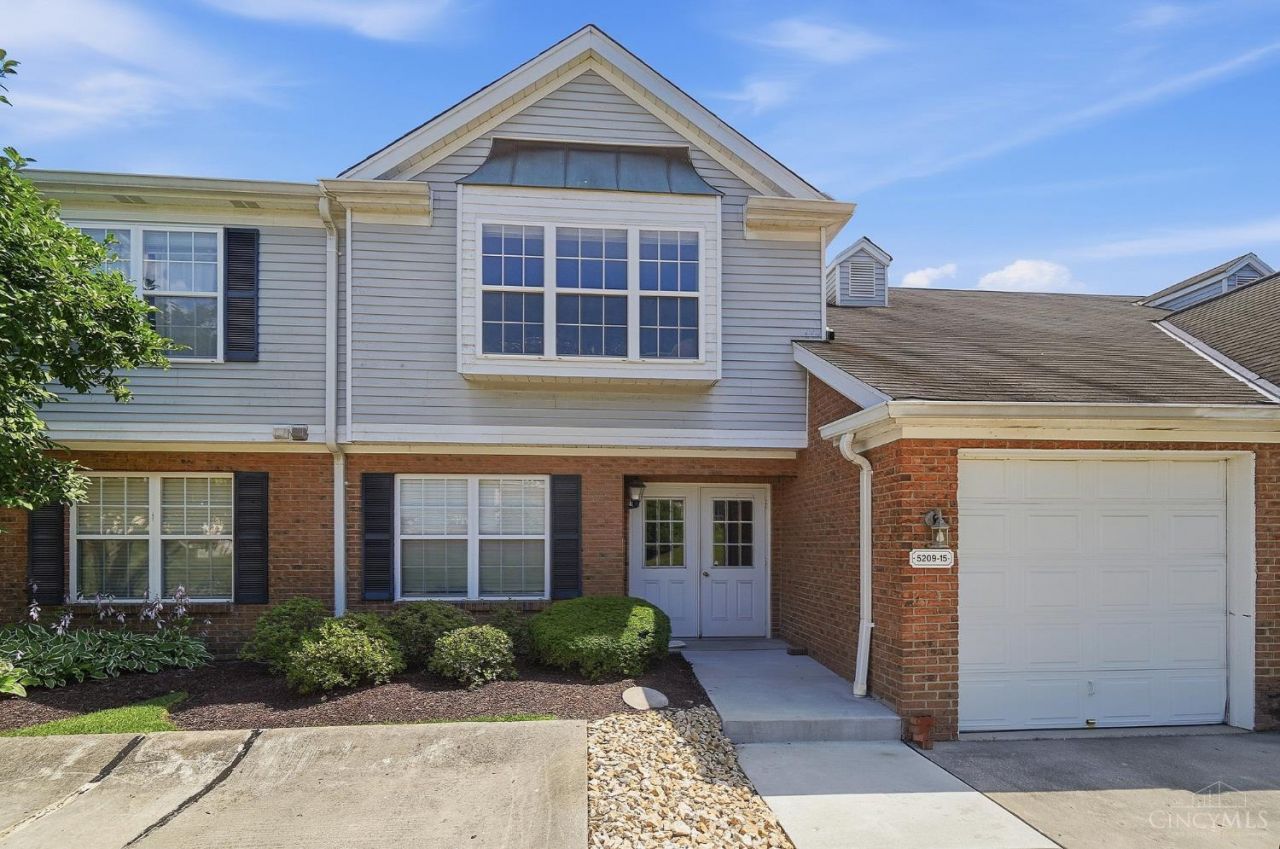 5209 Fox Ridge Drive, Green Township, OH 45248 Main Photo
