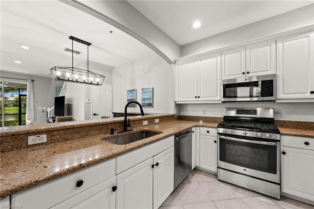 3231 Cottonwood Bend, Unit 301, Fort Myers, FL 33905 Photo