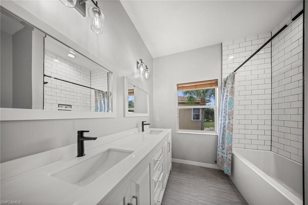 3231 Cottonwood Bend, Unit 301, Fort Myers, FL 33905 Photo