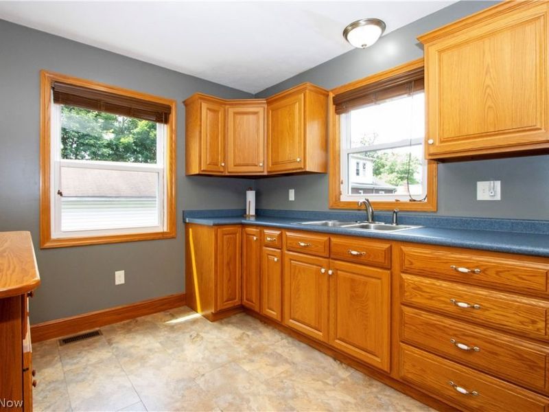 128 Woodlawn Avenue NW, Canton, OH 44708 Photo 13