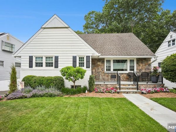 23 Andover Place, BLOOMFIELD, NJ 07003