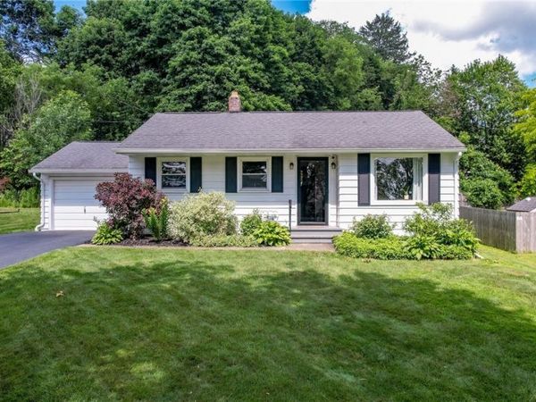 708 Balsam Street , Liverpool, NY 13088