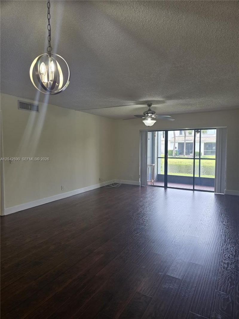 16581 Blatt Blvd, Unit 104, Weston, FL 33326 Photo