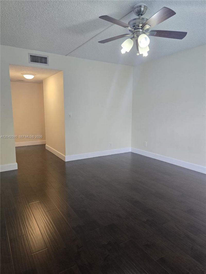 16581 Blatt Blvd, Unit 104, Weston, FL 33326 Photo