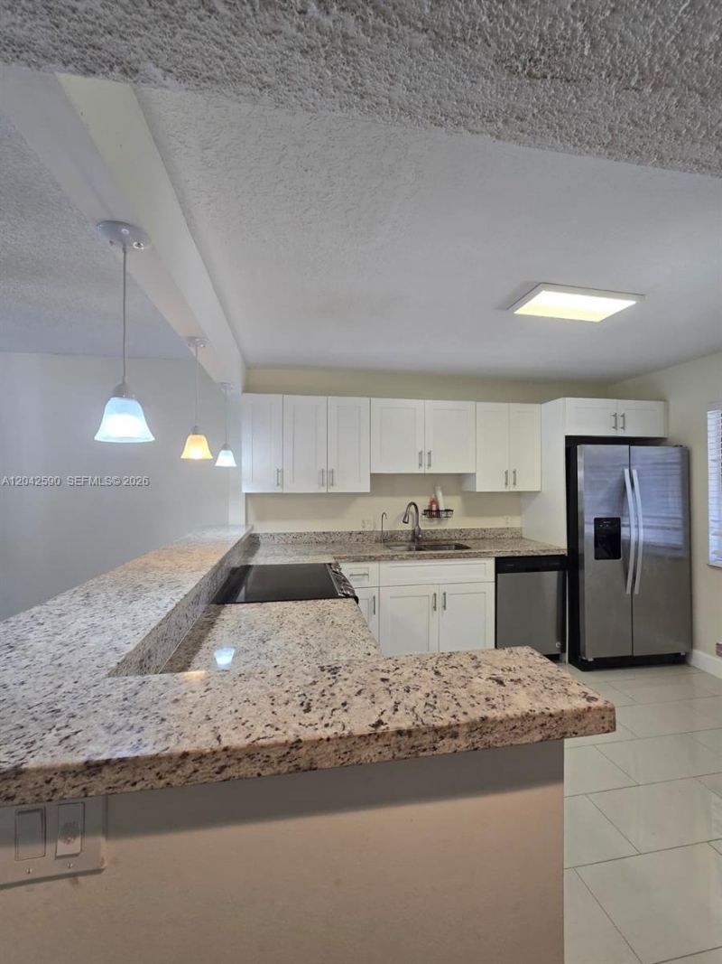 16581 Blatt Blvd, Unit 104, Weston, FL 33326 Photo