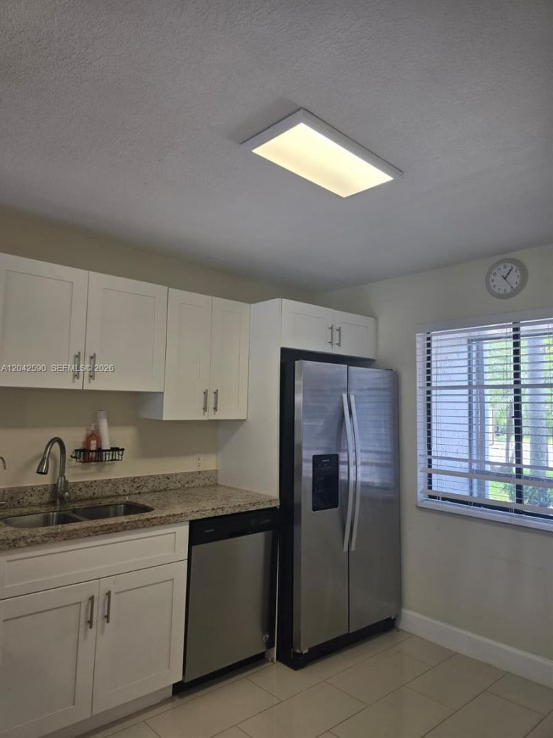 16581 Blatt Blvd, Unit 104, Weston, FL 33326 Photo