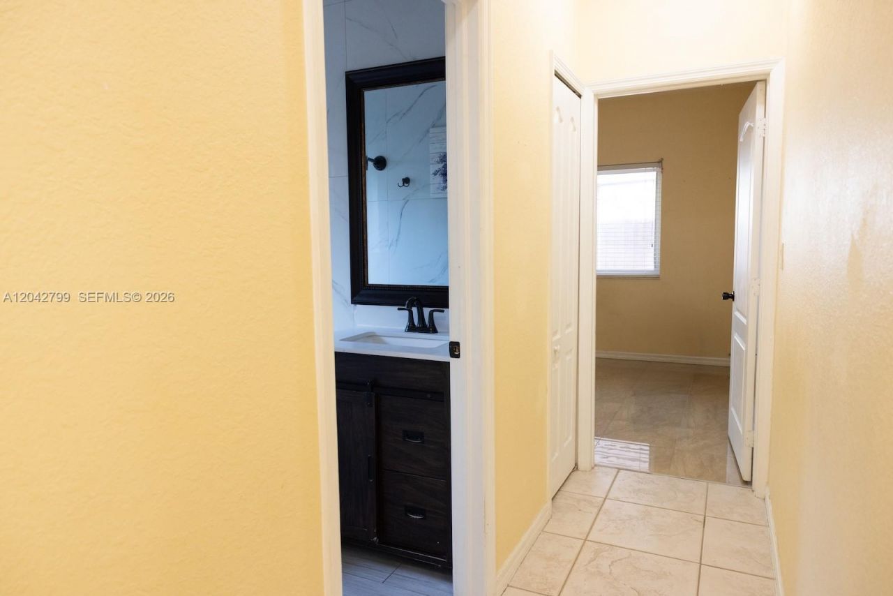 10763 SW 229th St, Miami, FL 33170 Photo