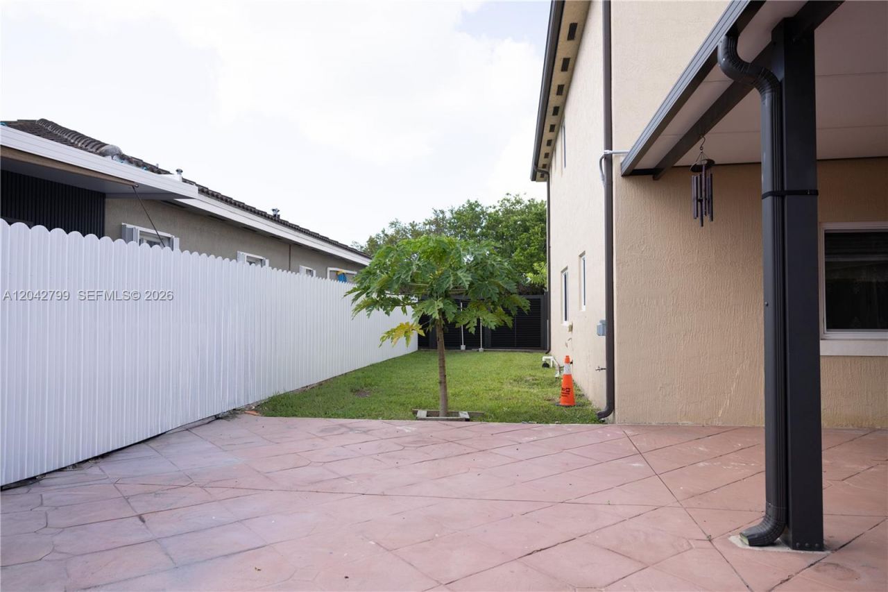 10763 SW 229th St, Miami, FL 33170 Photo