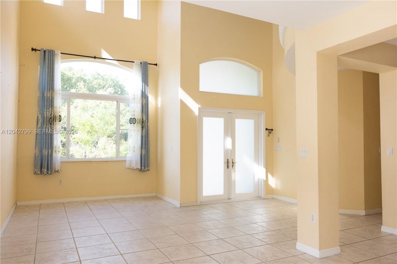 10763 SW 229th St, Miami, FL 33170 Photo