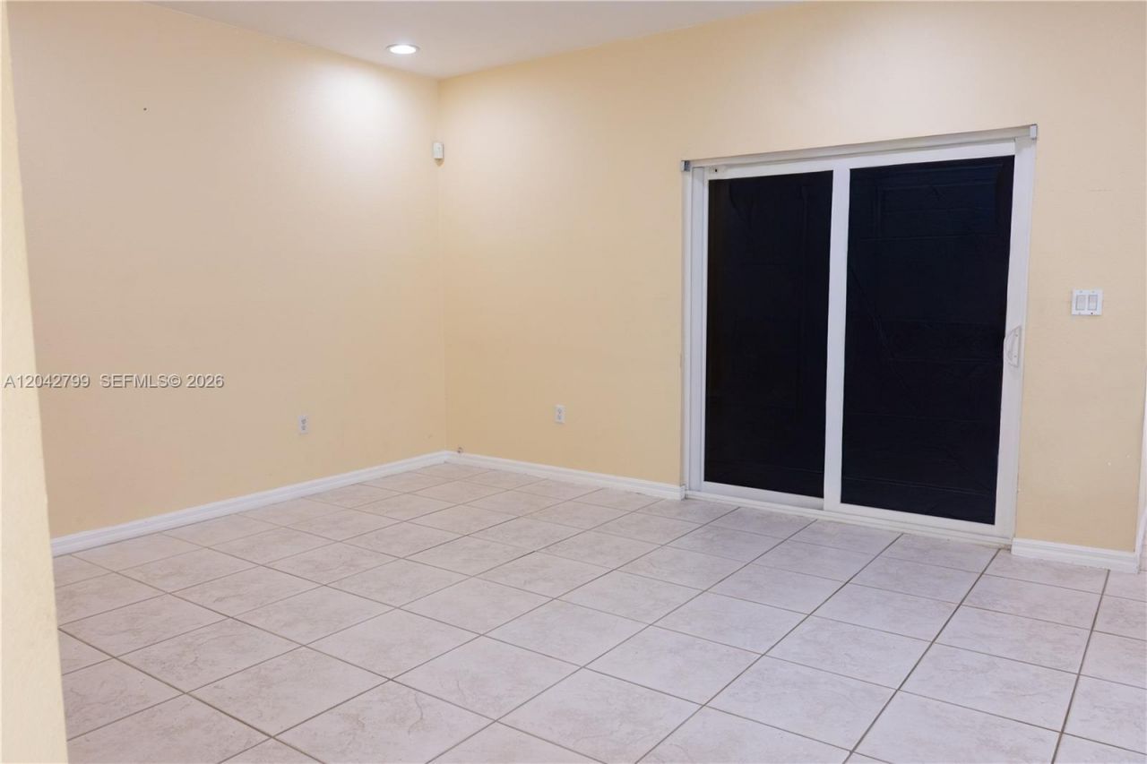 10763 SW 229th St, Miami, FL 33170 Photo