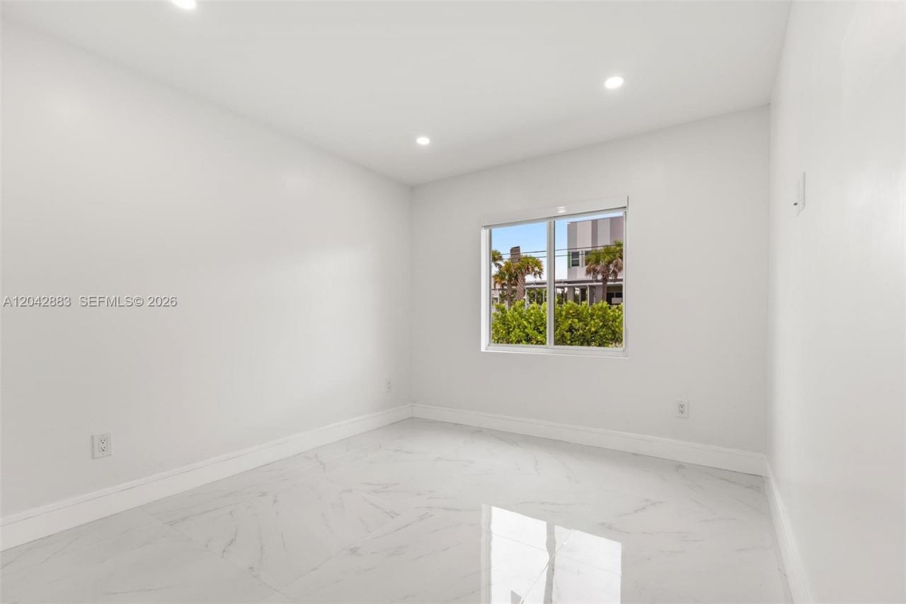 14801 NW 5th Ave , Miami, FL 33168 Photo