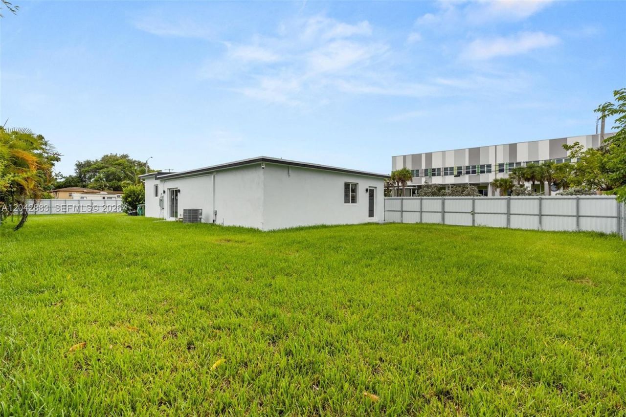 14801 NW 5th Ave , Miami, FL 33168 Photo