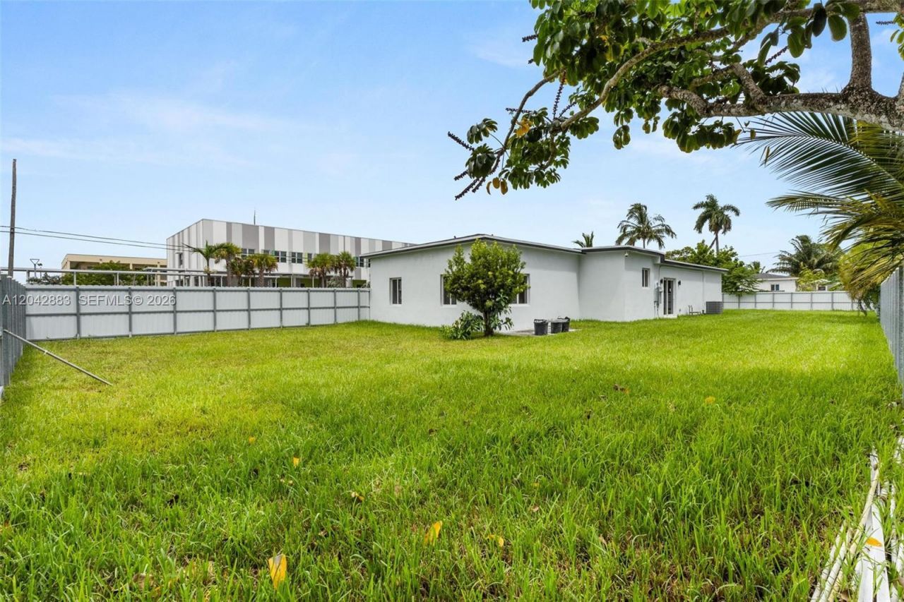 14801 NW 5th Ave , Miami, FL 33168 Photo