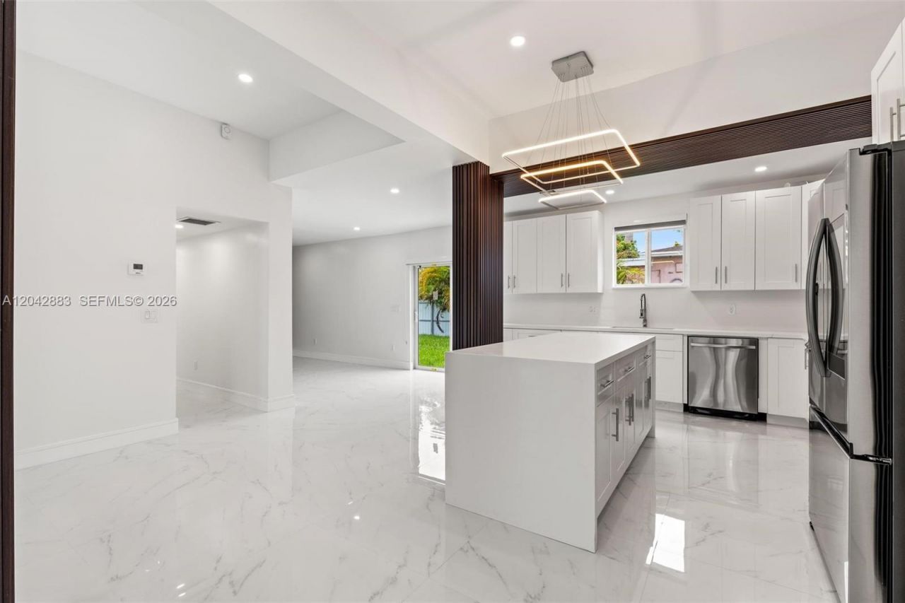 14801 NW 5th Ave , Miami, FL 33168 Photo