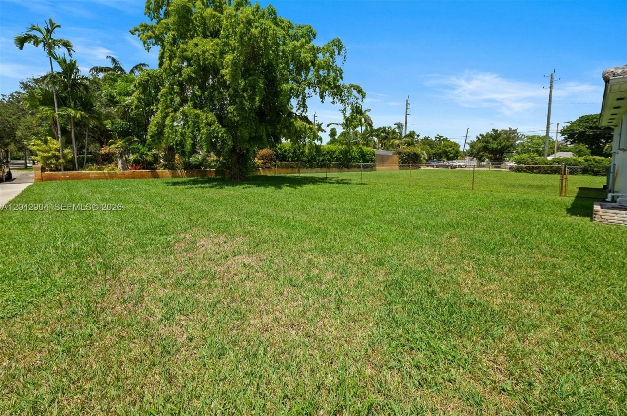 20 SW 4th St , Dania Beach, FL 33004 Photo